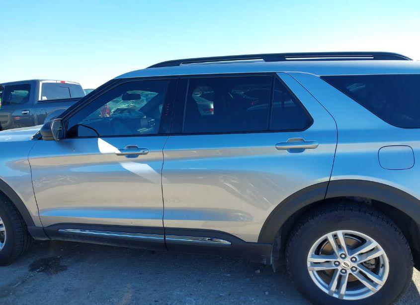 Photo 14 of 2020 Ford Explorer XLT (VIN 1FMSK8DH9LGC26580)