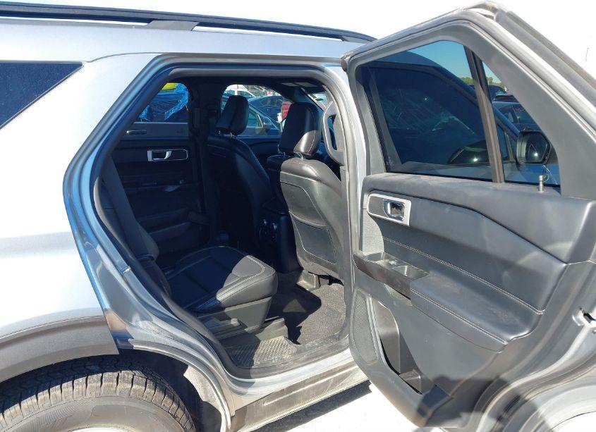 Photo 8 of 2020 Ford Explorer XLT (VIN 1FMSK8DH9LGC26580)