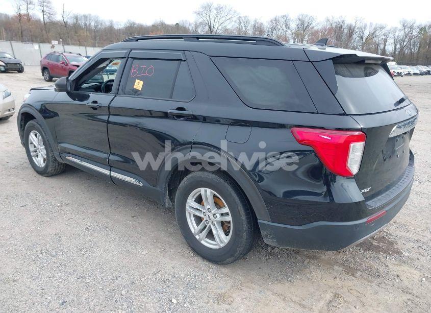 Photo 3 of 2020 Ford Explorer XLT (VIN 1FMSK8DH9LGC86987)