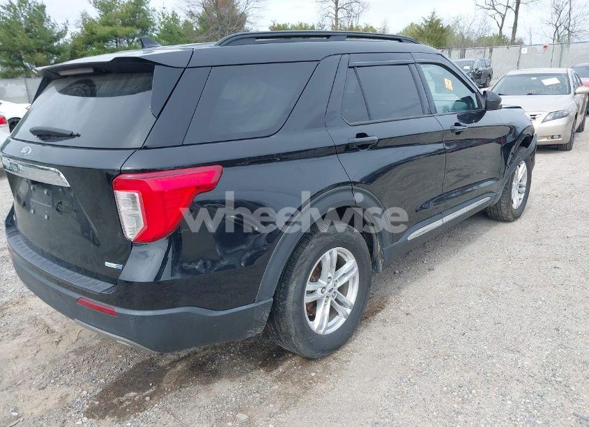 Photo 4 of 2020 Ford Explorer XLT (VIN 1FMSK8DH9LGC86987)