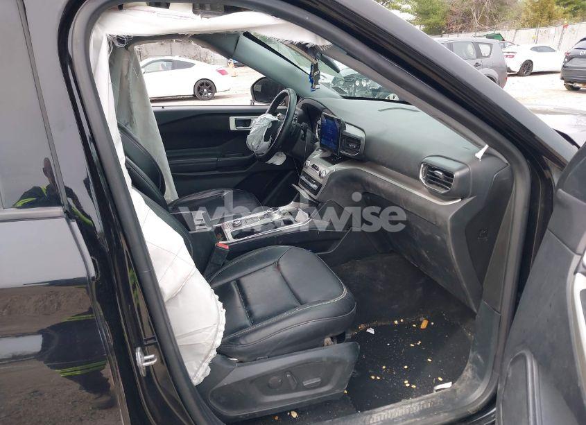 Photo 5 of 2020 Ford Explorer XLT (VIN 1FMSK8DH9LGC86987)