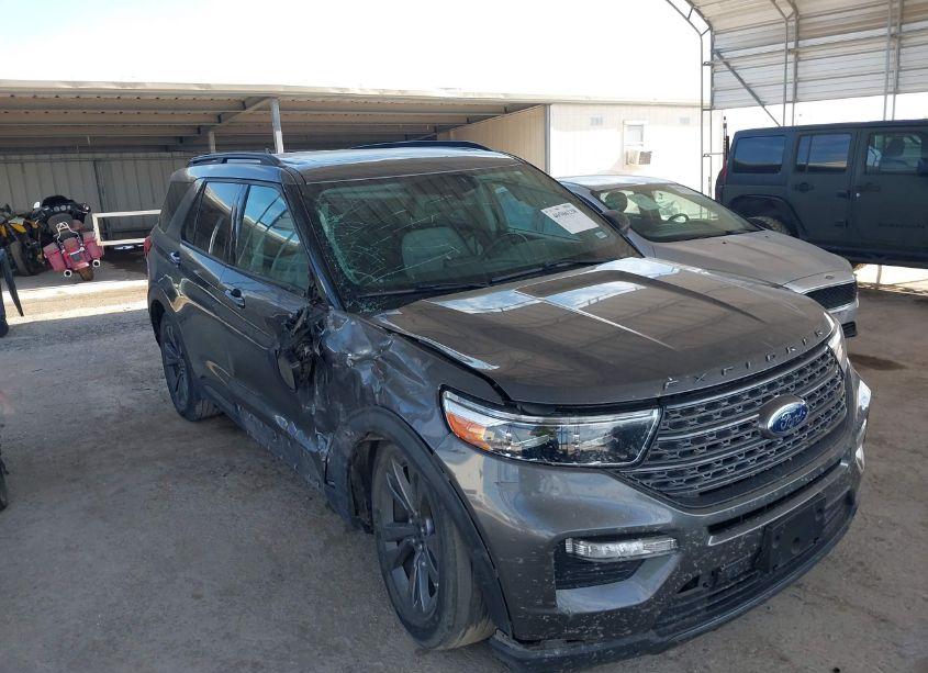 2021 Ford Explorer XLT (VIN 1FMSK8DH9MGA53869) main photo