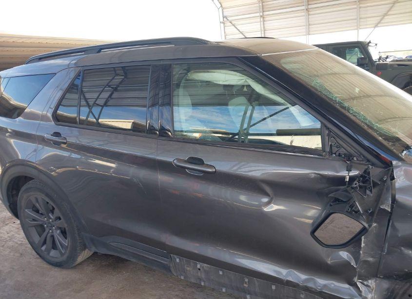 Photo 13 of 2021 Ford Explorer XLT (VIN 1FMSK8DH9MGA53869)