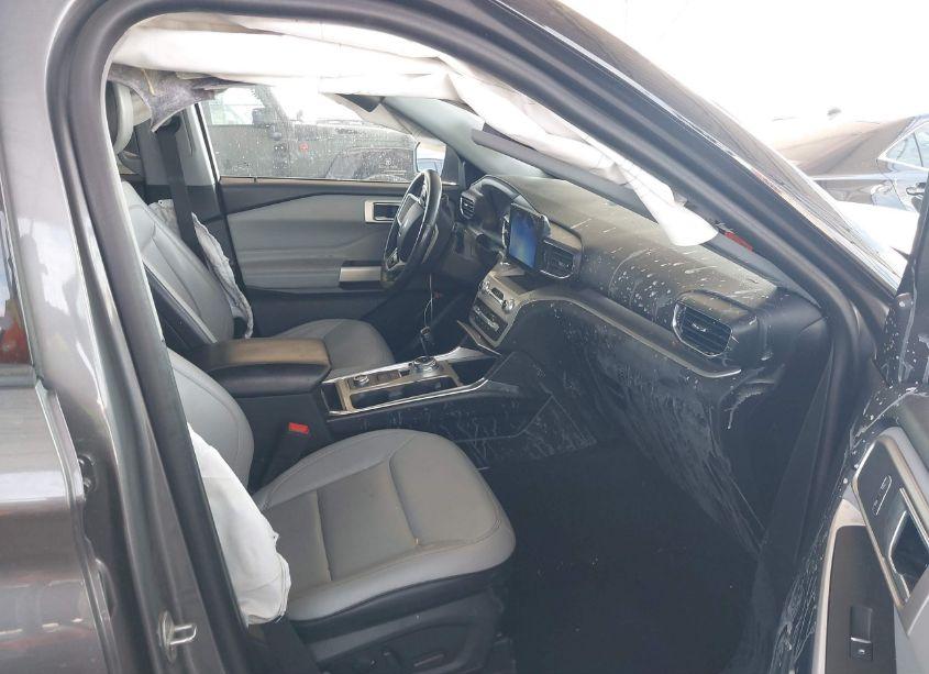 Photo 5 of 2021 Ford Explorer XLT (VIN 1FMSK8DH9MGA53869)