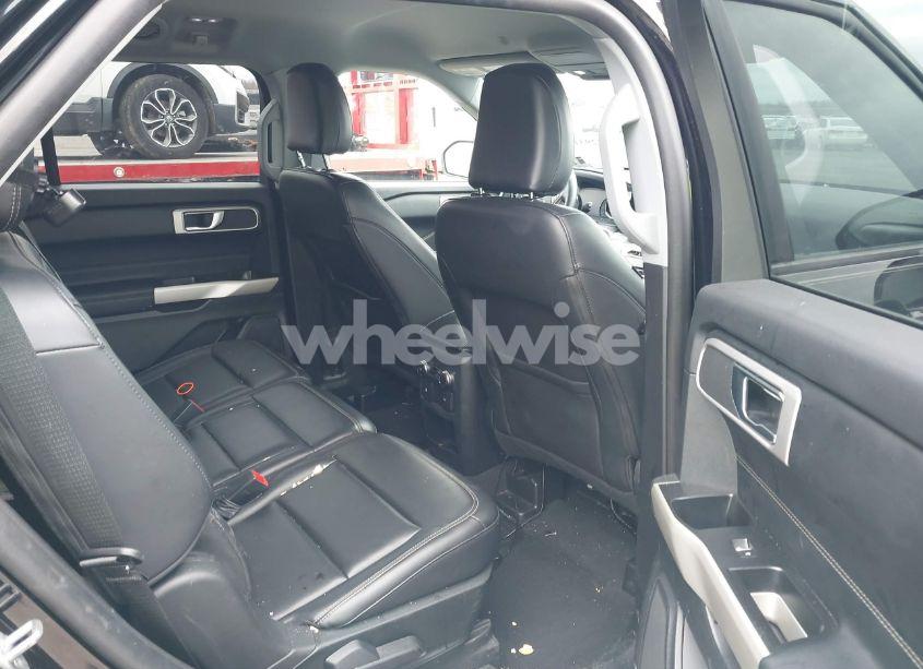 Photo 8 of 2021 Ford Explorer XLT (VIN 1FMSK8DH9MGA90940)