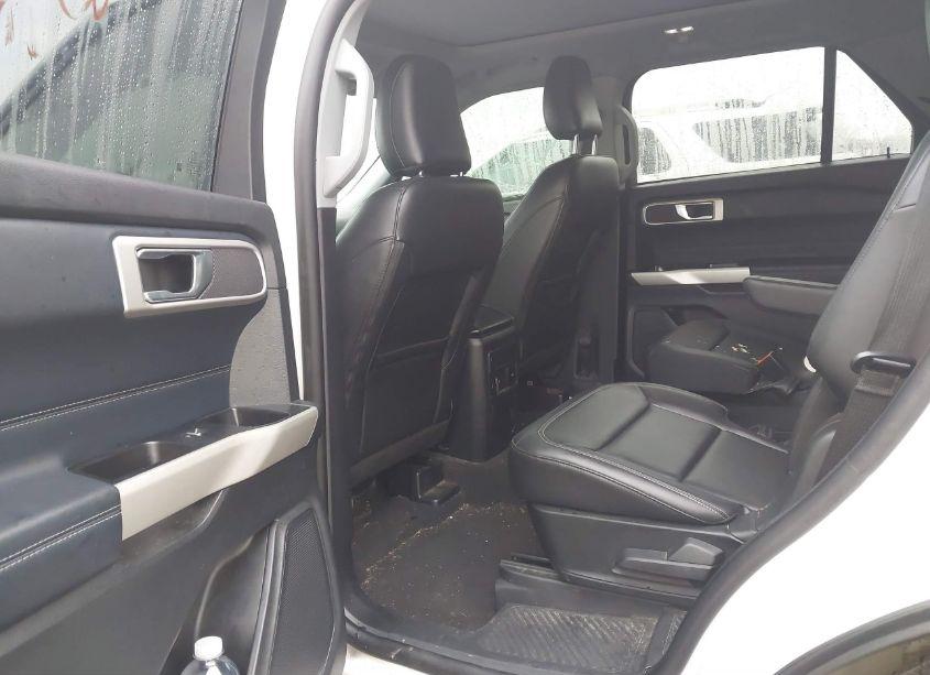 Photo 8 of 2022 Ford Explorer XLT (VIN 1FMSK8DH9NGB42598)
