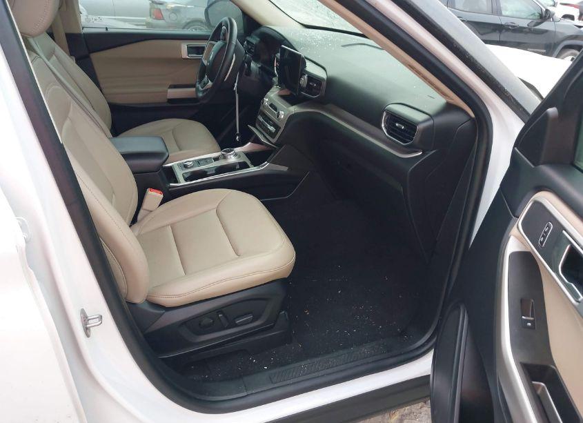 Photo 5 of 2023 Ford Explorer XLT (VIN 1FMSK8DH9PGA60339)