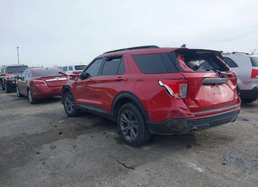 Photo 3 of 2023 Ford Explorer XLT (VIN 1FMSK8DH9PGA69879)