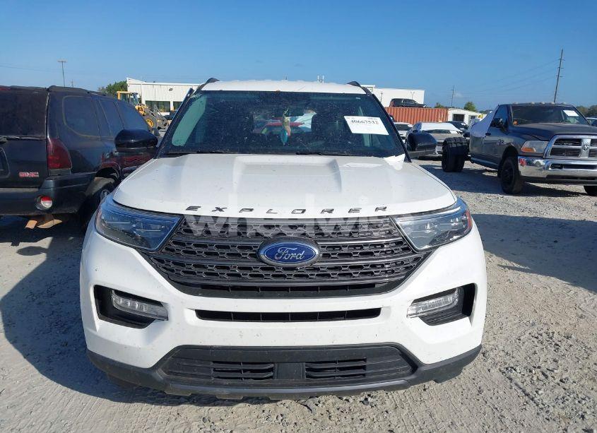 Photo 12 of 2023 Ford Explorer XLT (VIN 1FMSK8DH9PGA76962)