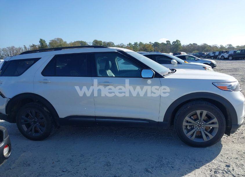 Photo 13 of 2023 Ford Explorer XLT (VIN 1FMSK8DH9PGA76962)