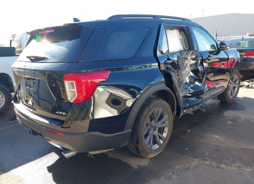 Photo 4 of 2023 Ford Explorer XLT (VIN 1FMSK8DH9PGB88175)