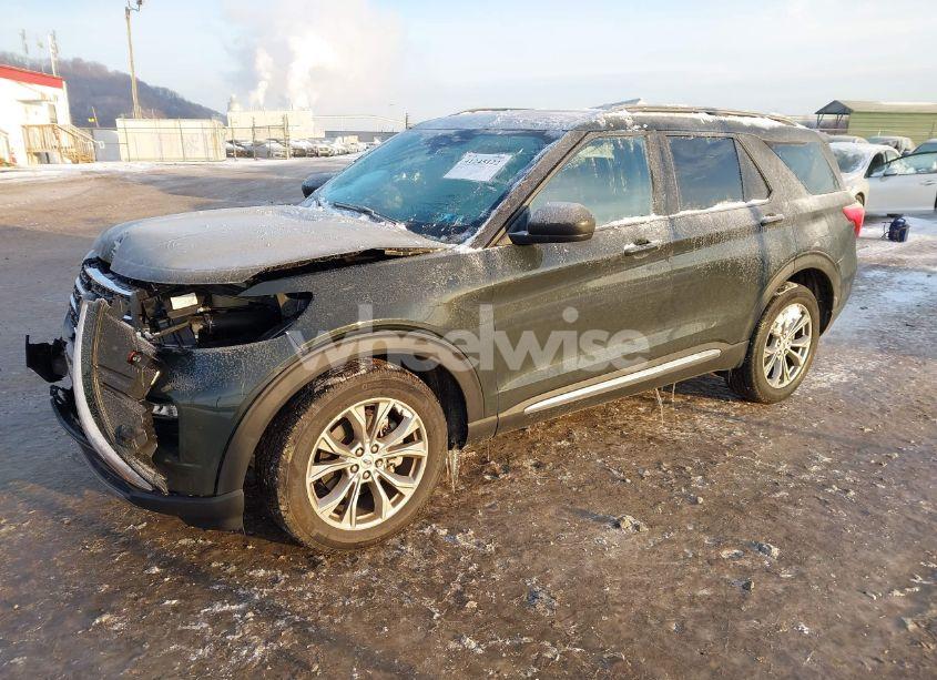 Photo 2 of 2023 Ford Explorer XLT (VIN 1FMSK8DH9PGC12085)