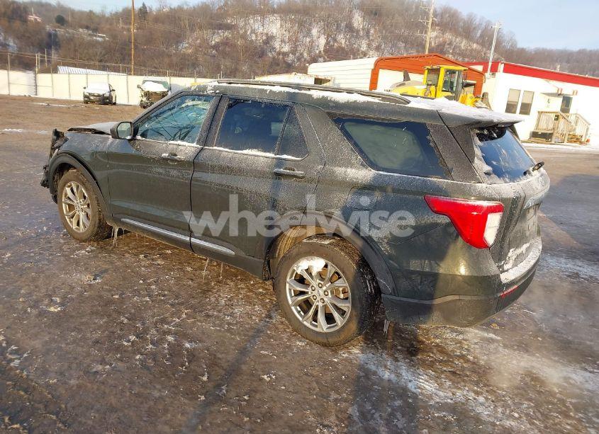 Photo 3 of 2023 Ford Explorer XLT (VIN 1FMSK8DH9PGC12085)