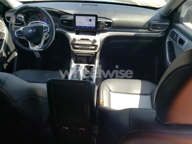 Photo 5 of 2024 FORD EXPLORER XLT (VIN 1FMSK8DH9RGA51899)