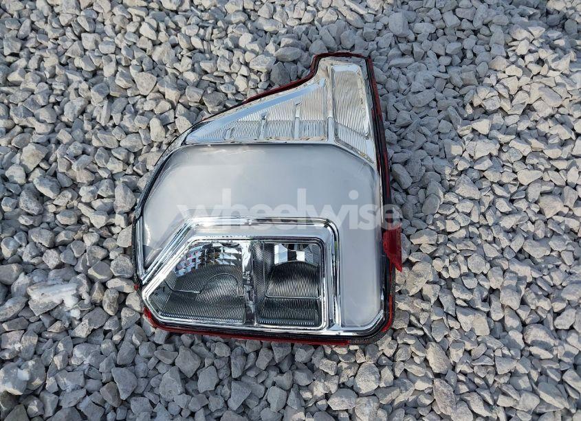 Photo 12 of 2020 Ford Explorer XLT (VIN 1FMSK8DHXLGB20056)