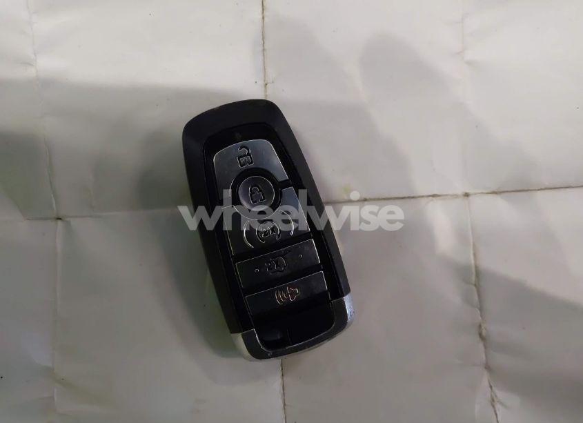 Photo 11 of 2020 Ford Explorer XLT (VIN 1FMSK8DHXLGB32305)