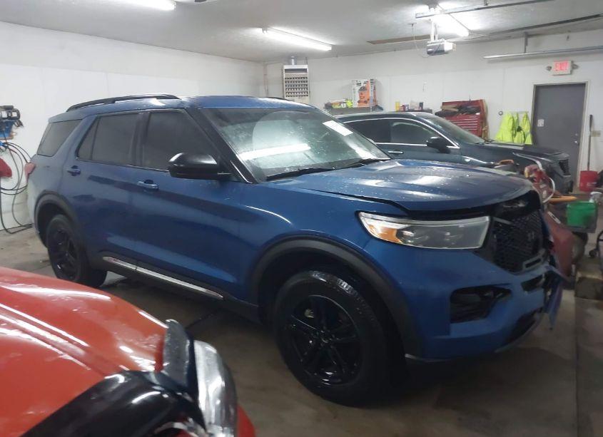 2020 Ford Explorer XLT (VIN 1FMSK8DHXLGB73260) main photo