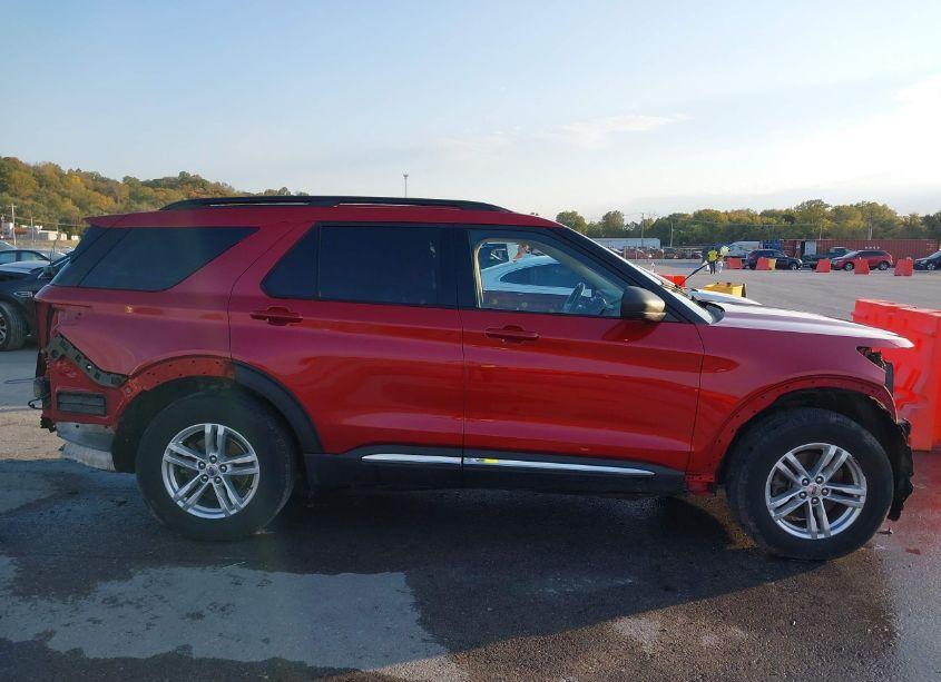 Photo 14 of 2020 Ford Explorer XLT (VIN 1FMSK8DHXLGC26202)