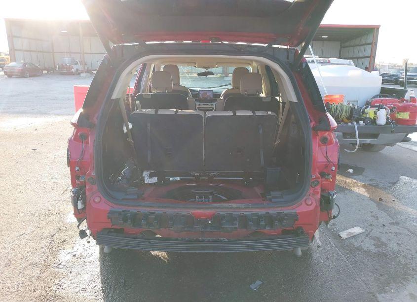 Photo 20 of 2020 Ford Explorer XLT (VIN 1FMSK8DHXLGC26202)