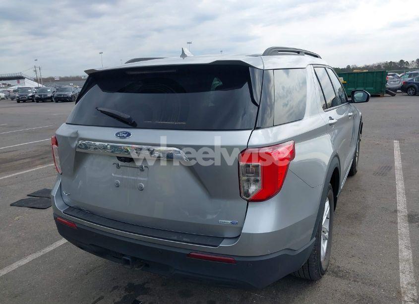 Photo 4 of 2020 Ford Explorer XLT (VIN 1FMSK8DHXLGC85332)