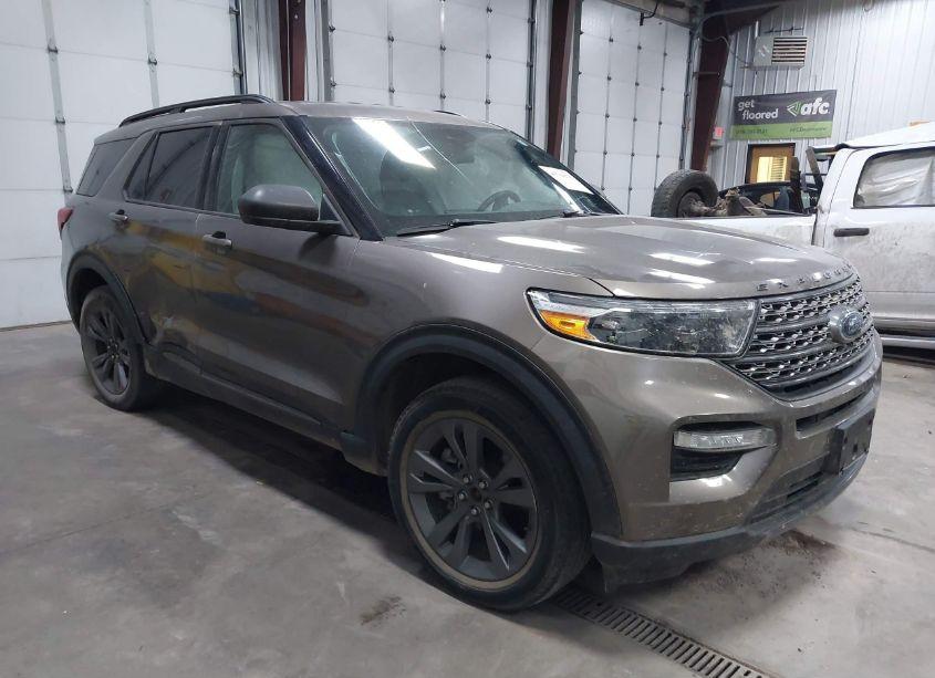 2021 Ford Explorer XLT (VIN 1FMSK8DHXMGA49703) main photo