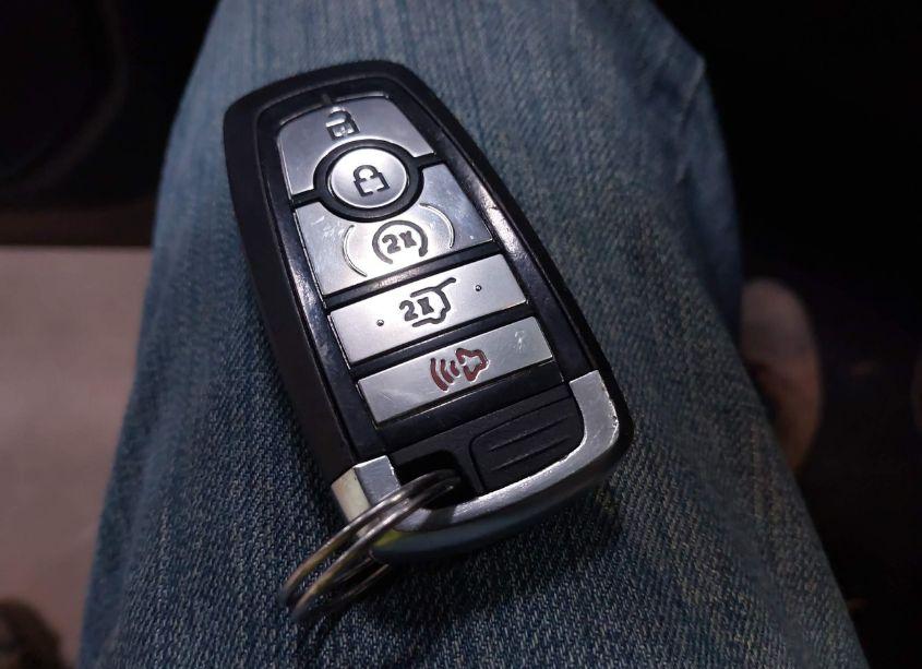 Photo 11 of 2021 Ford Explorer XLT (VIN 1FMSK8DHXMGA49703)