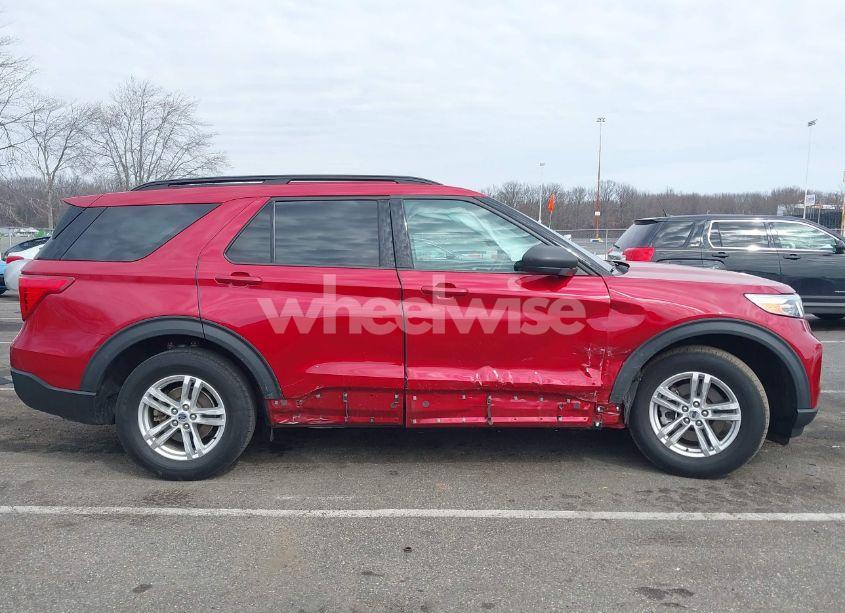 Photo 13 of 2021 Ford Explorer XLT (VIN 1FMSK8DHXMGA54397)