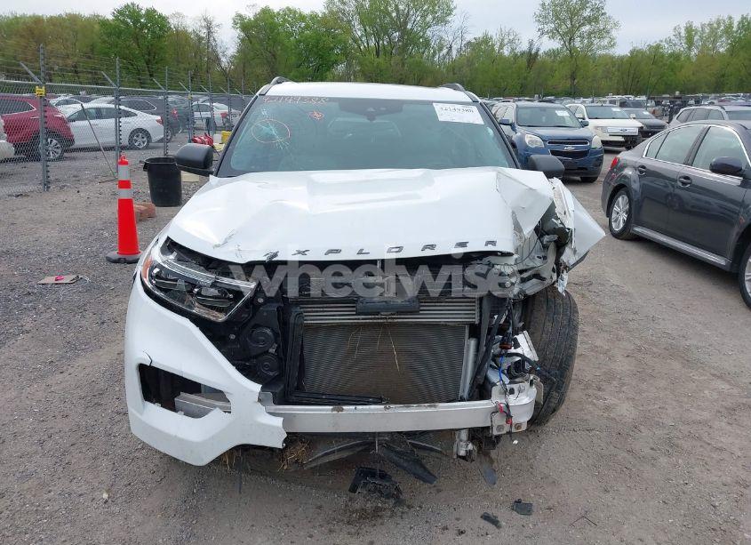 Photo 12 of 2021 Ford Explorer XLT (VIN 1FMSK8DHXMGA89778)