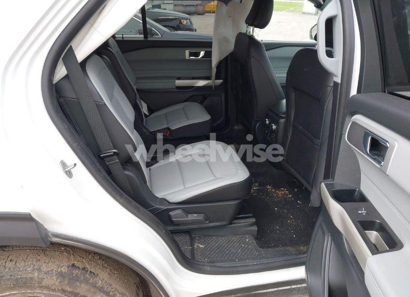 Photo 8 of 2021 Ford Explorer XLT (VIN 1FMSK8DHXMGA89778)