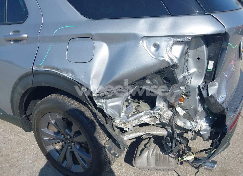 Photo 20 of 2021 Ford Explorer XLT (VIN 1FMSK8DHXMGA90316)
