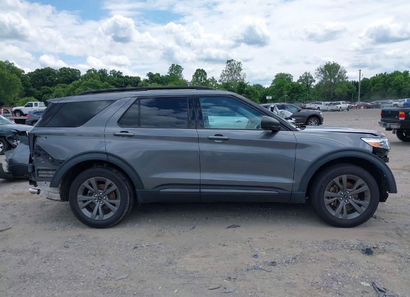Photo 13 of 2021 Ford Explorer XLT (VIN 1FMSK8DHXMGB40888)