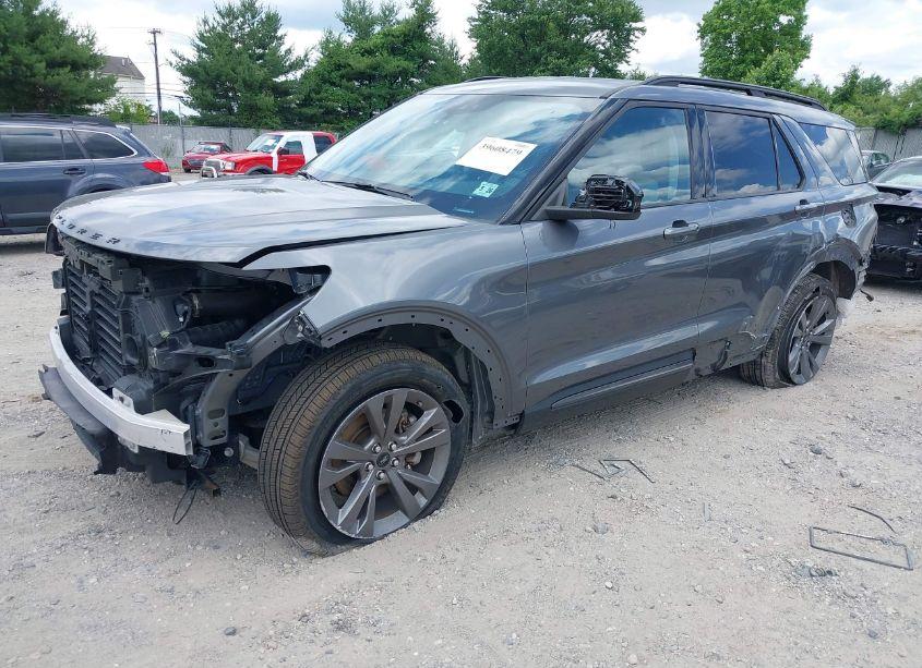 Photo 6 of 2021 Ford Explorer XLT (VIN 1FMSK8DHXMGB40888)