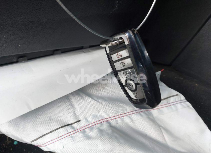 Photo 11 of 2021 Ford Explorer XLT (VIN 1FMSK8DHXMGB75835)