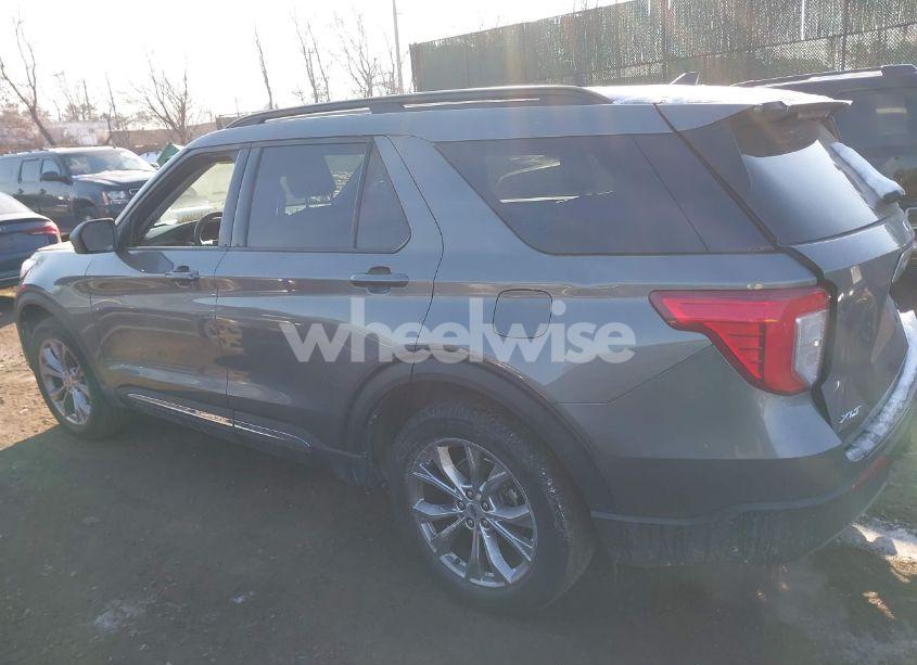 Photo 14 of 2022 Ford Explorer XLT (VIN 1FMSK8DHXNGA44387)