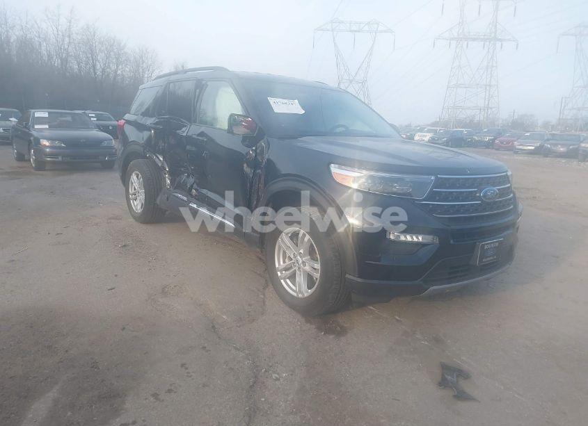 2022 Ford Explorer XLT (VIN 1FMSK8DHXNGC37574) main photo