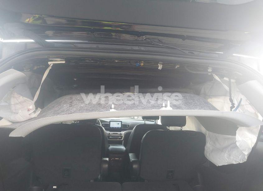 Photo 18 of 2022 Ford Explorer XLT (VIN 1FMSK8DHXNGC37574)