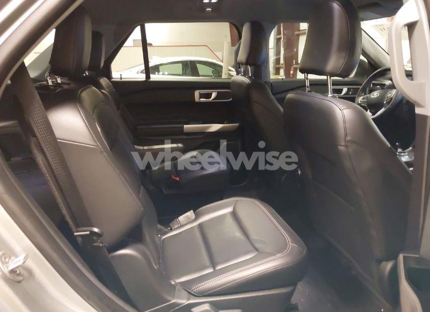 Photo 8 of 2022 Ford Explorer XLT (VIN 1FMSK8DHXNGC38255)