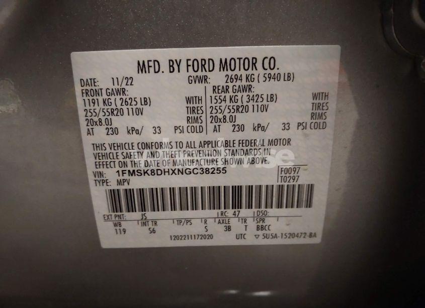 Photo 9 of 2022 Ford Explorer XLT (VIN 1FMSK8DHXNGC38255)