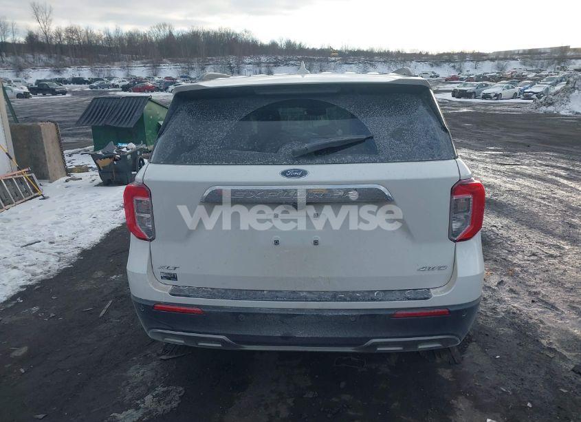 Photo 15 of 2023 Ford Explorer XLT (VIN 1FMSK8DHXPGA52489)