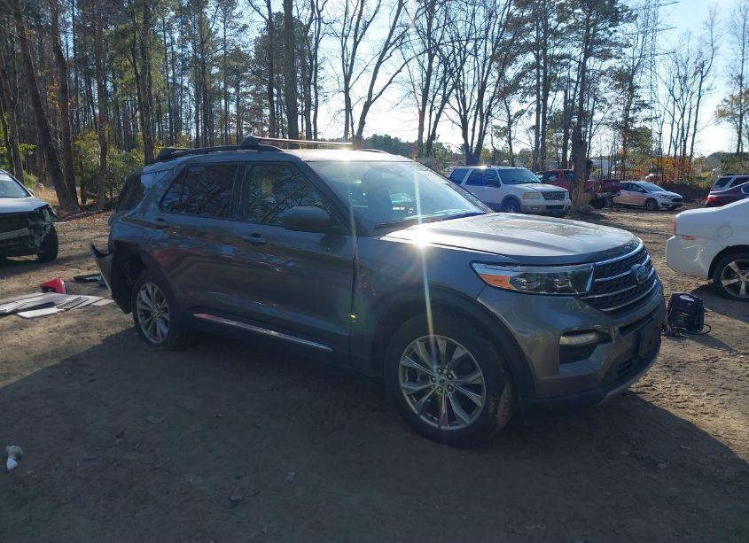 2023 Ford Explorer XLT (VIN 1FMSK8DHXPGA71852) main photo