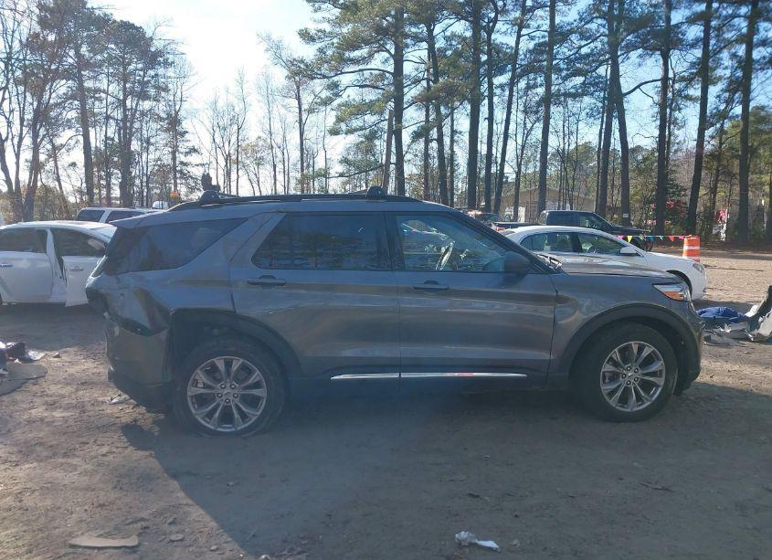 Photo 14 of 2023 Ford Explorer XLT (VIN 1FMSK8DHXPGA71852)