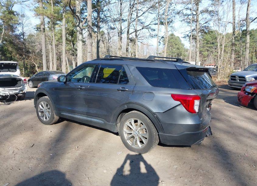 Photo 3 of 2023 Ford Explorer XLT (VIN 1FMSK8DHXPGA71852)