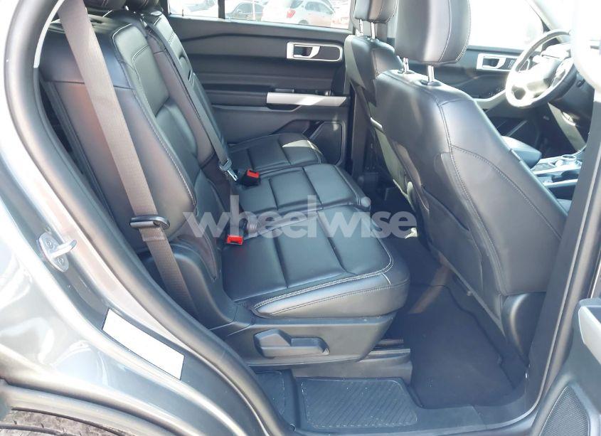 Photo 8 of 2023 Ford Explorer XLT (VIN 1FMSK8DHXPGB27823)