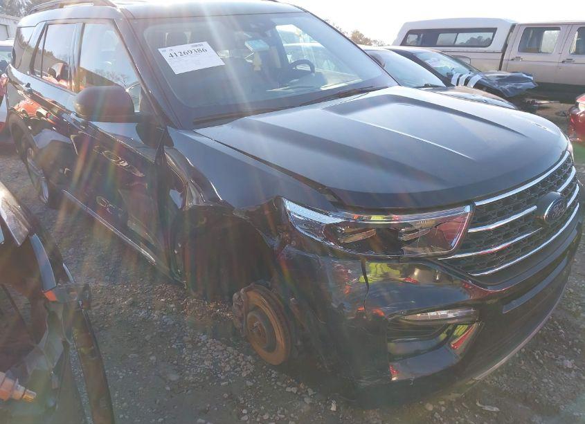 2023 Ford Explorer XLT (VIN 1FMSK8DHXPGB28051) main photo