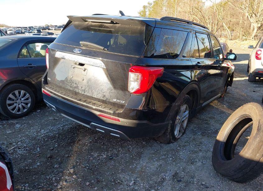 Photo 4 of 2023 Ford Explorer XLT (VIN 1FMSK8DHXPGB28051)