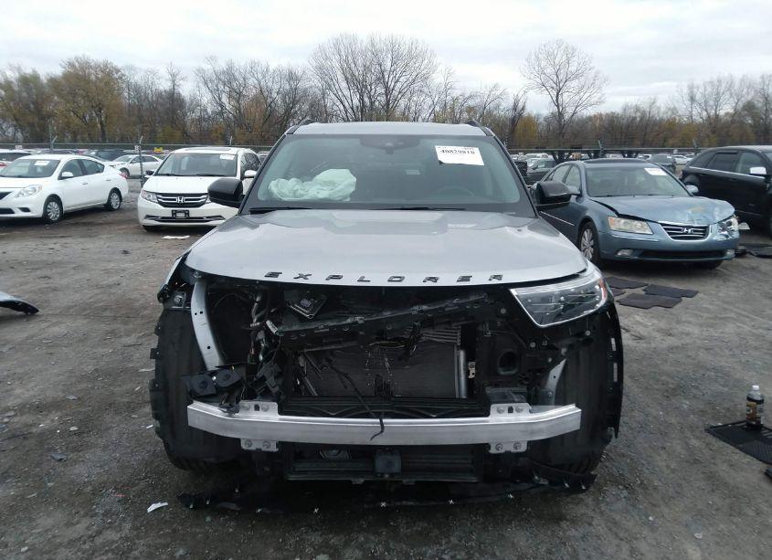 Photo 13 of 2023 Ford Explorer XLT (VIN 1FMSK8DHXPGB68002)