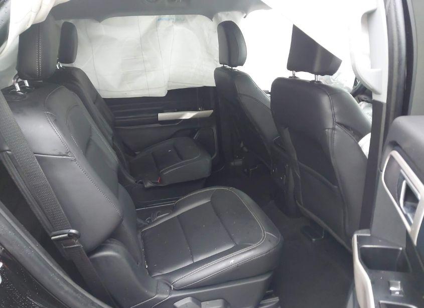 Photo 6 of 2023 Ford Explorer XLT (VIN 1FMSK8DHXPGB70087)
