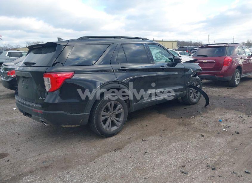 Photo 4 of 2023 Ford Explorer XLT (VIN 1FMSK8DHXPGB92770)