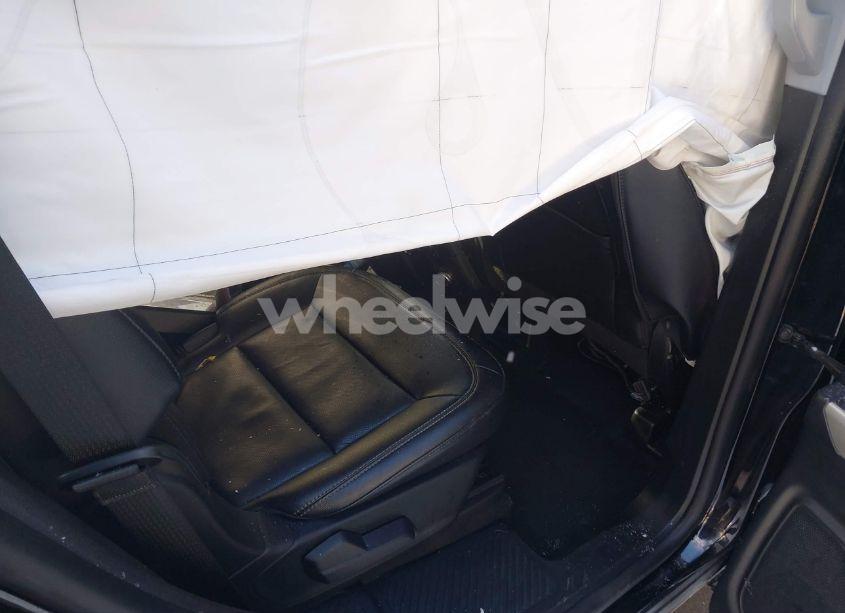 Photo 8 of 2021 Ford Explorer LIMITED (VIN 1FMSK8FH0MGB52383)