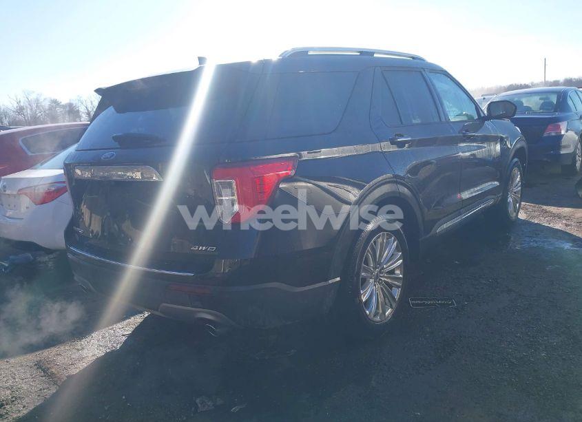 Photo 4 of 2021 Ford Explorer LIMITED (VIN 1FMSK8FH1MGA12858)